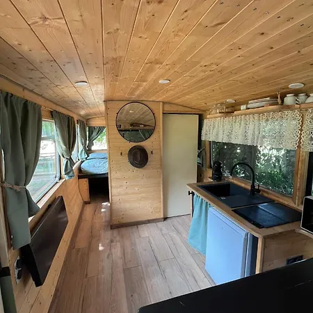 Tiny House - Bus Insolite - Avec Escape Game