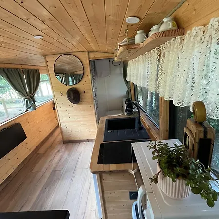 Parque de Campismo Tiny House - Bus Insolite - Avec Escape Game Mignaloux-Beauvoir
